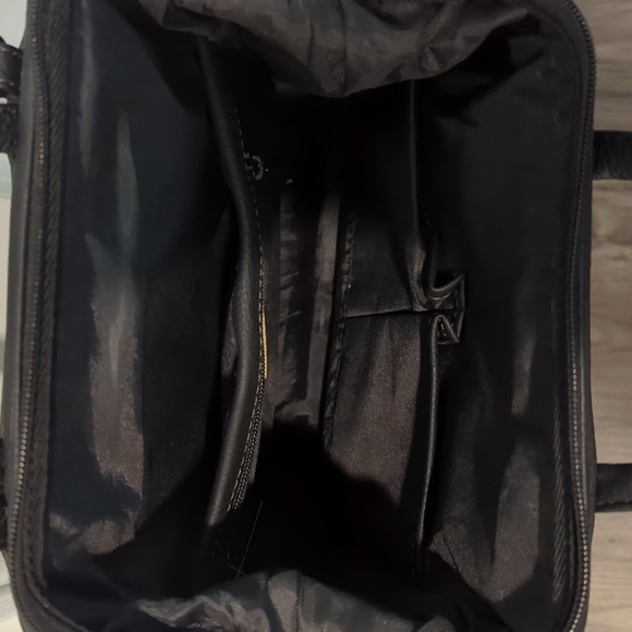 Multi Sac™ Black Handbag w/Silver Hardware Zippered Closure NWOT - Picture 5 of 15